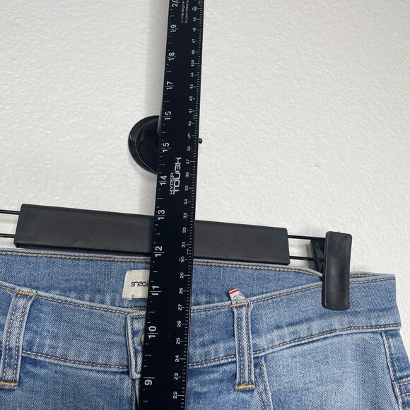 Sneakpeek Womens Jeans Size 5 Girlfriend Denim Blue Light Wash Distressed Casual - Picture 6 of 14